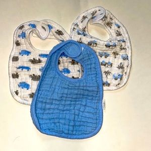 (3) Neat Solutions Baby Bibs